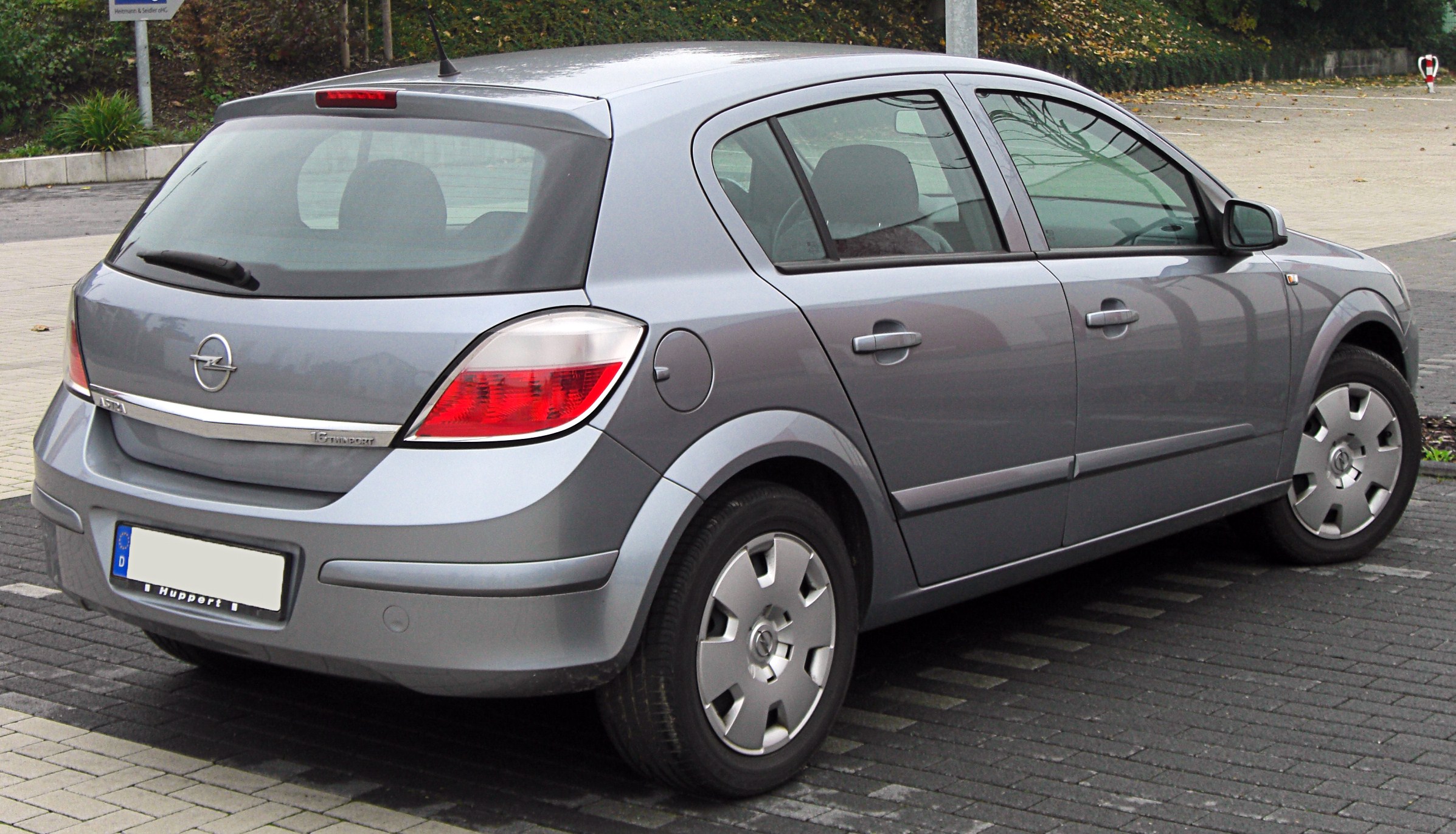 Обзор Opel Astra H